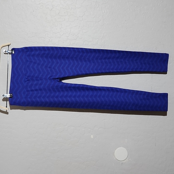 LULAROE LLR OS Patternedl Buttery Soft Legging One Size - Picture 3 of 6